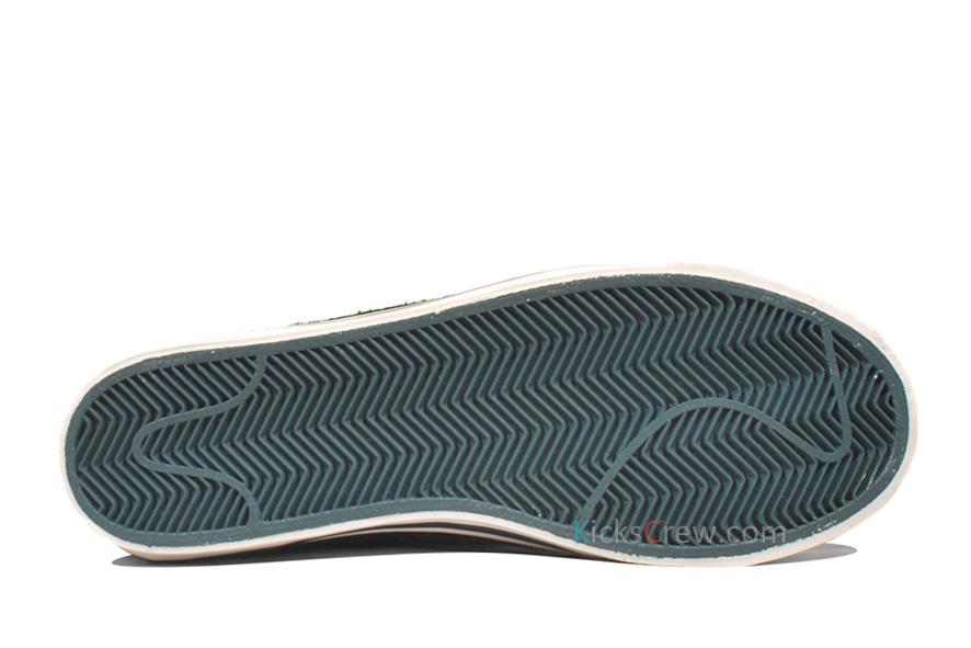 nike-zoom-match-classic-black-slate-blue-summit-white-4 Nike Zoom Match Classic Black Slate Blue Summit White 4