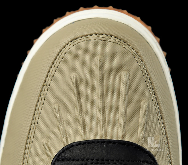 2939120118530145552732144_L 2939120118530145552732144 L