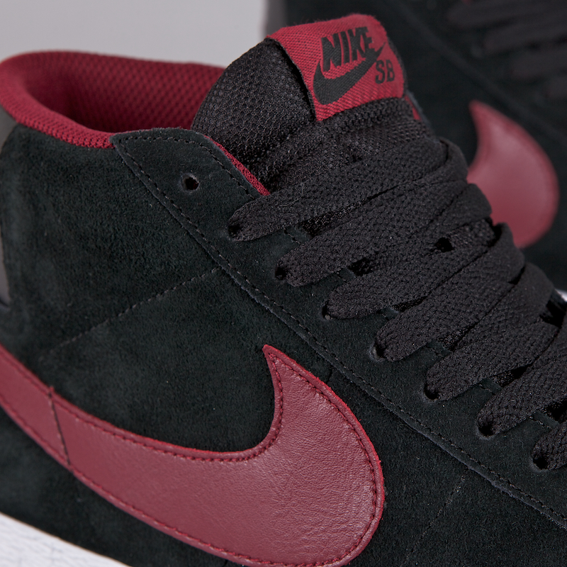 Nike Sb Blazer Black Team Red  5446