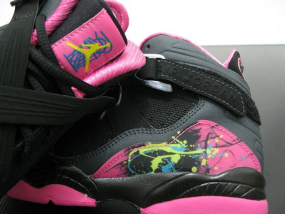 retro 8 pink and black