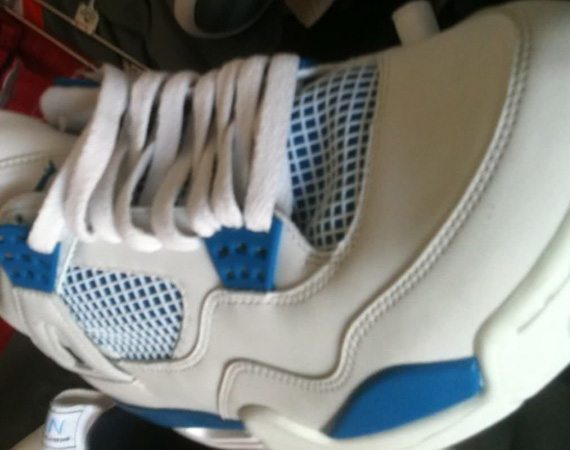 Air Jordan Iv Military 2012 Sample 02