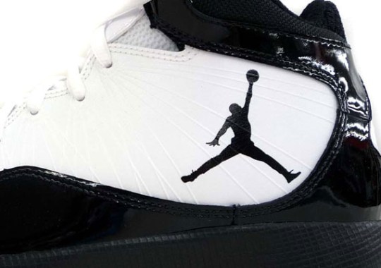 Air wmns jordan 2011 A-Flight – White – Black | New Images