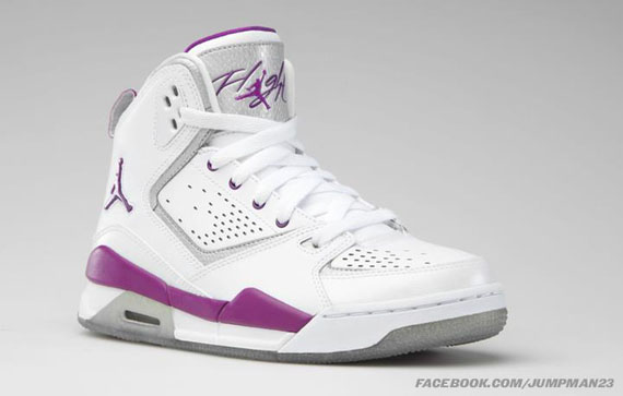 Jordan Brand Girls Holiday 11 22