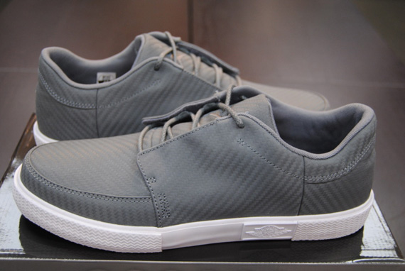 Jordan V.5 Grown - Cool Grey Carbon Fiber | Available - SneakerNews.com