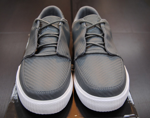 Jordan V.5 Grown - Cool Grey Carbon Fiber | Available - SneakerNews.com
