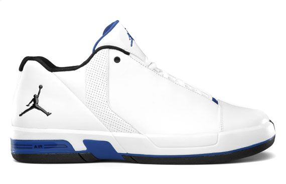 Jordan TE 3 Low - September 2011 Releases - Available - SneakerNews.com