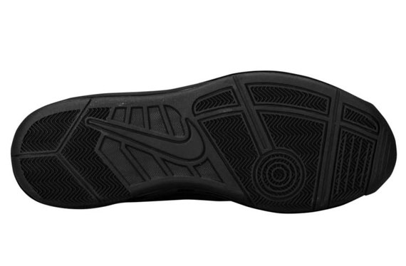 Nike Air Max Hyperdunk 2011 Black 01