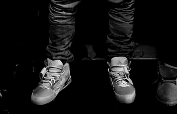 Nike Air Yeezy 2 Zen Grey – New Images