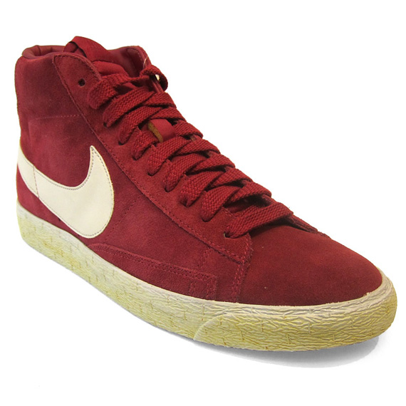 Nike Blazer High VNTG - Legacy Red - SneakerNews.com