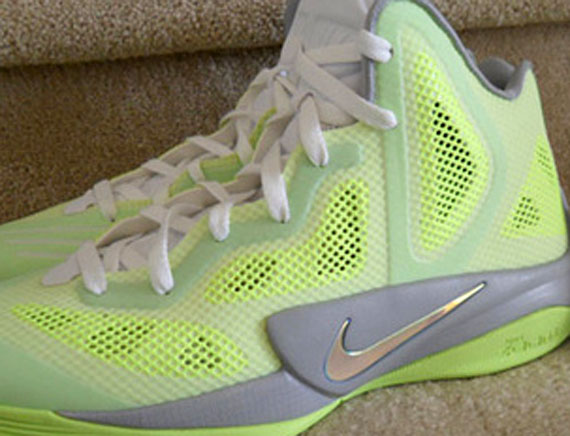 Nike Zoom Hyperfuse 2011 - Volt | Sample on eBay