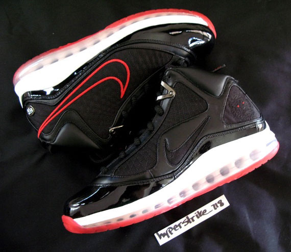 lebron 7 bred