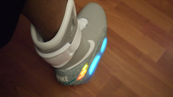 Nike Mag 2011 Unboxing 28