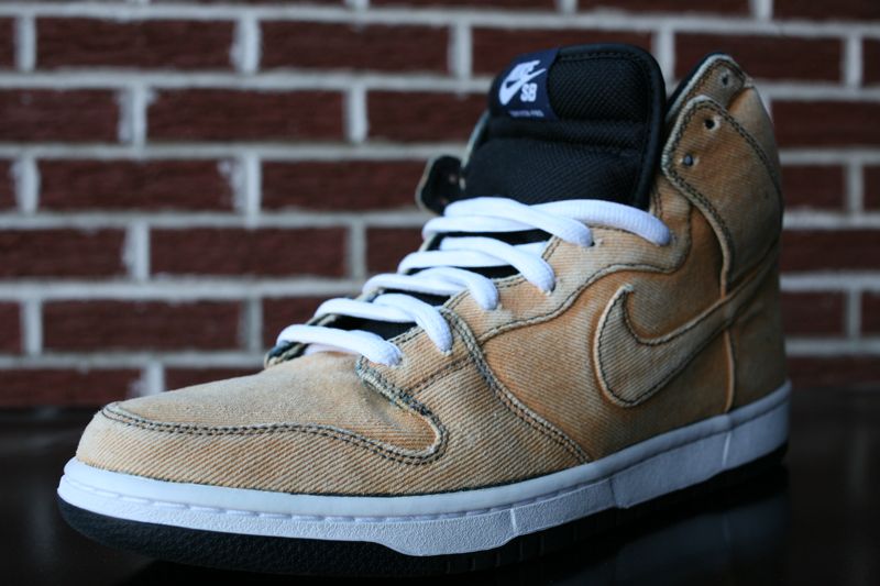 nike-sb-dunk-high-faded-denim-customs-4 Nike Sb Dunk High Faded Denim Customs 4