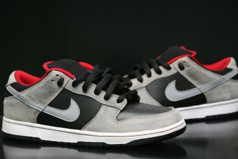 nike-sb-dunk-low-un-supreme-customs-by-jwiz-2 Nike Sb Dunk Low Un Supreme Customs By Jwiz 2