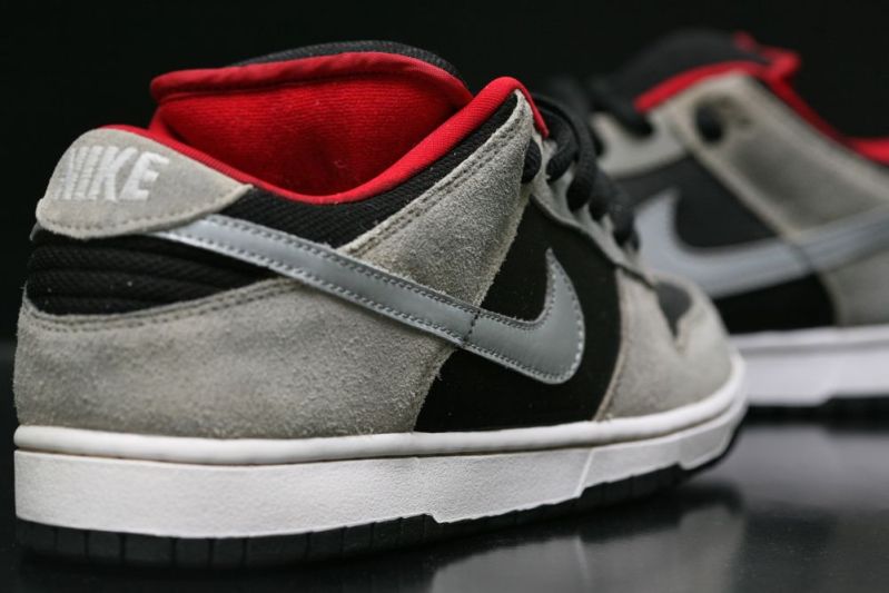 nike-sb-dunk-low-un-supreme-customs-by-jwiz-3 Nike Sb Dunk Low Un Supreme Customs By Jwiz 3