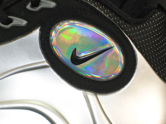 Nike Total Foamposite Max Silver Release Reminder 01