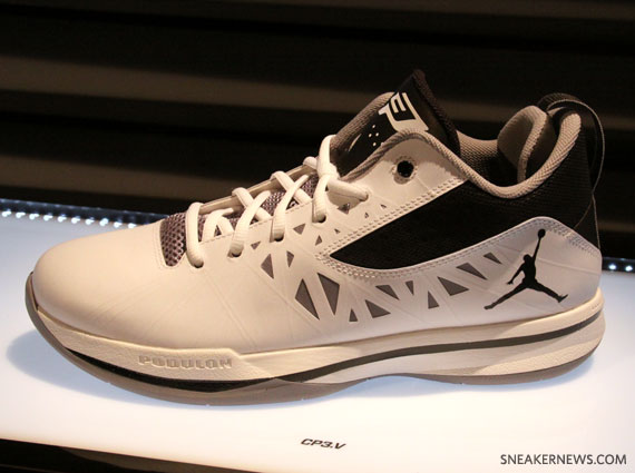 Jordan Brand Holiday 2011 Flight Forum Cp3 Fly Around 7