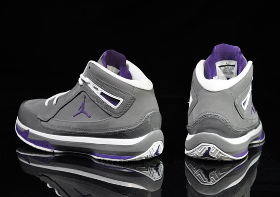 Jordan Iso Ii Grey Purple 05