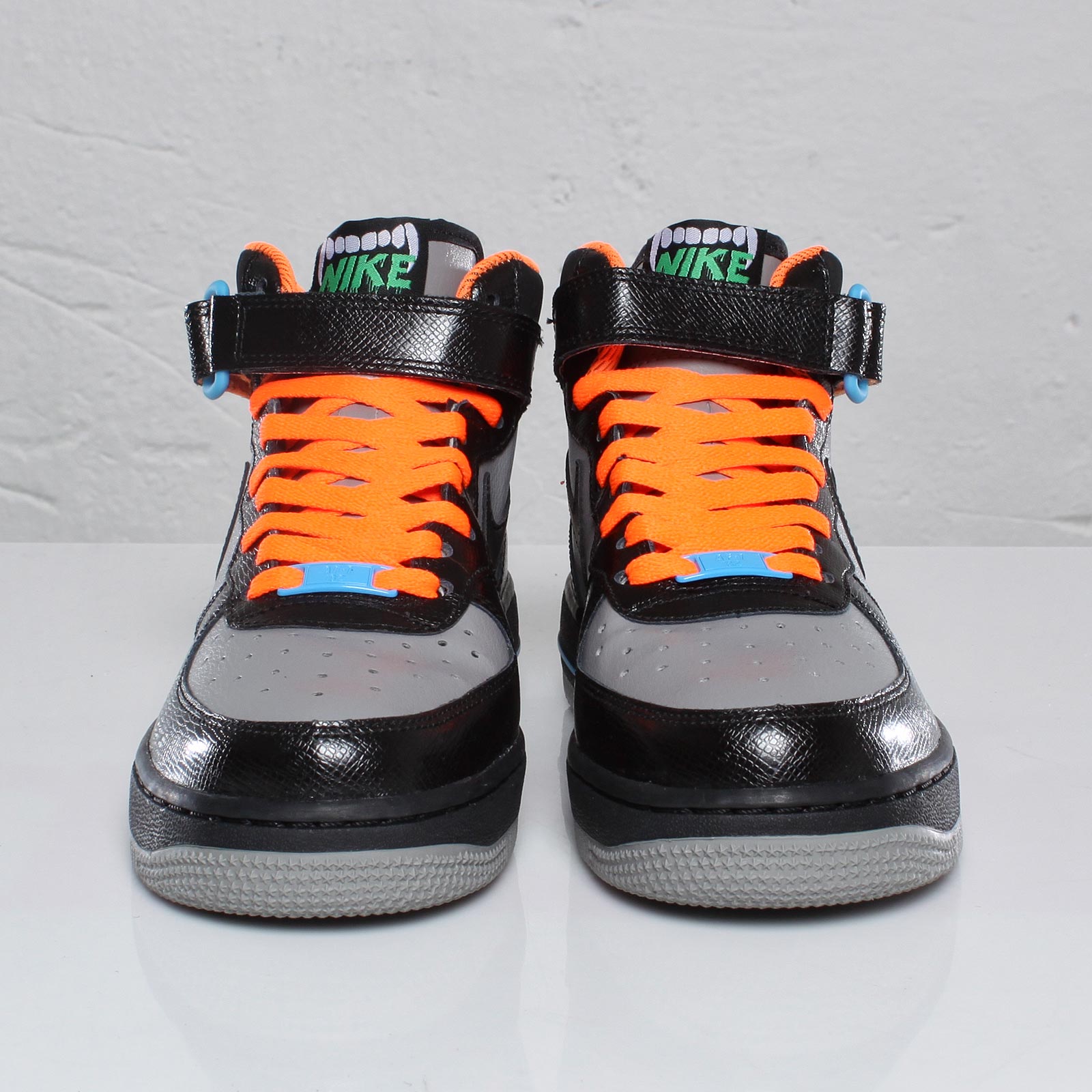 nike-air-force-1-mid-gs-black-light-charcoal-blue-glow-3 Nike Air Force 1 Mid Gs Black Light Charcoal Blue Glow 3