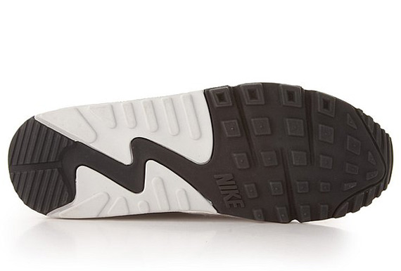 Nike Air Max 90 Neutral Grey Black White Blue Preorder Ct 04