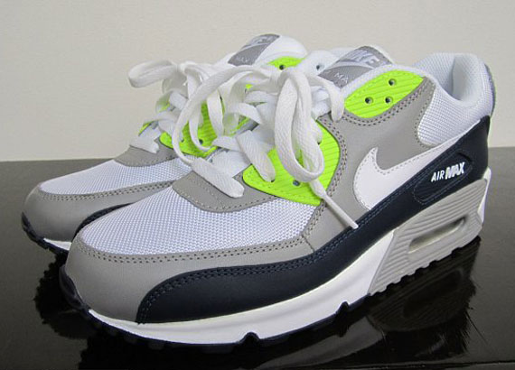 Nike Air Max 90 – Obsidian – White – Volt