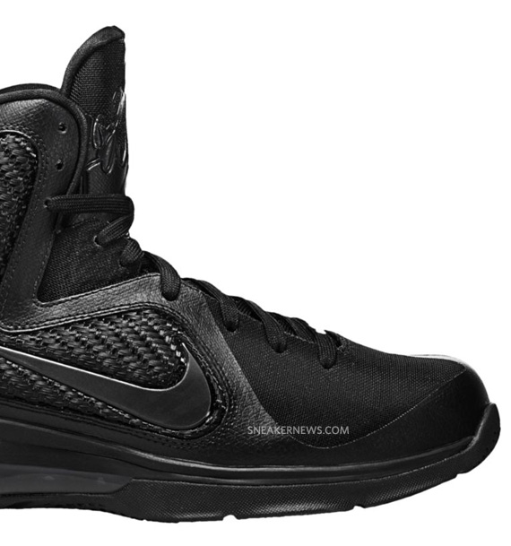 Nike Lebron 9 Blackout New Images 05