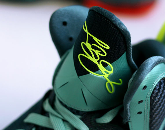 Nike LeBron 9 ‘Pre-Heat’ – Release Info