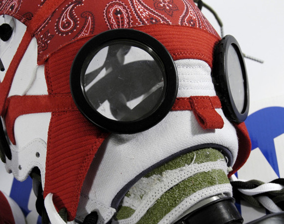 Nike SB Dunk High 'Cheech & Chong' Gas Mask
