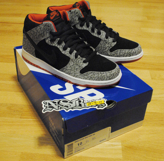 Nike Sb Dunk Mid Supreme Customs 09