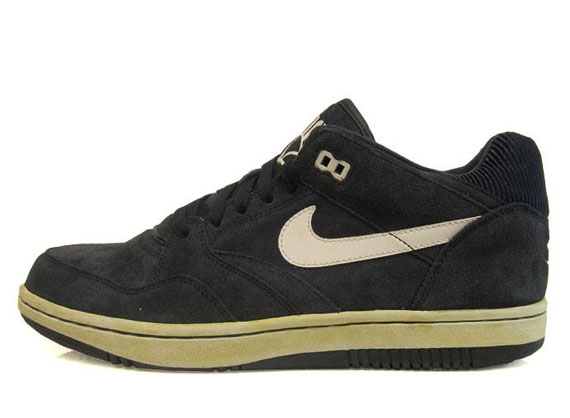 Nike Sky Force '88 Low VNTG - Obsidian - SneakerNews.com