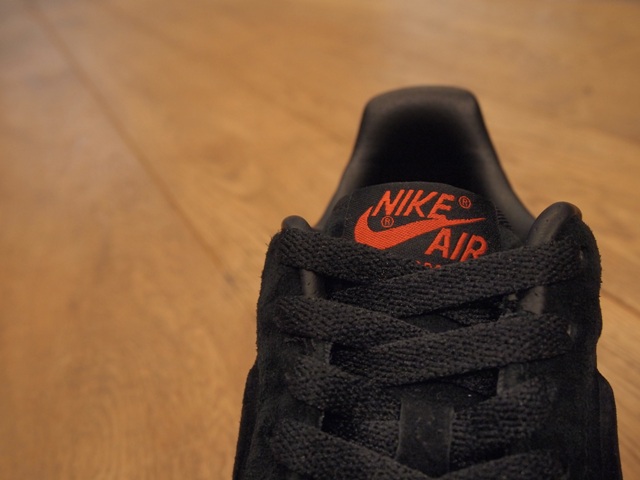 OLYMPUS DIGITAL CAMERA Nike Sportswear Vac Tech Collection Air Force 1 Low 2