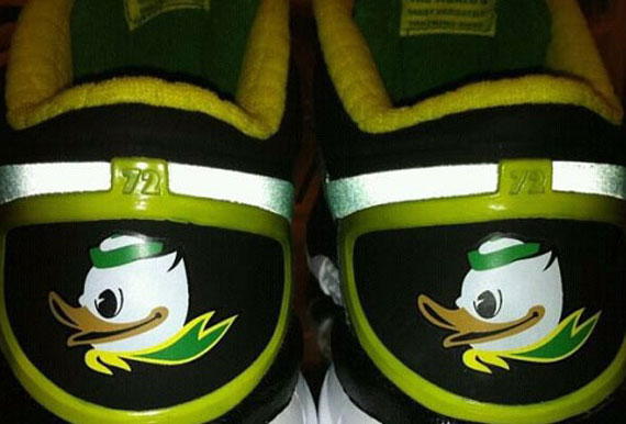 Nike Trainer 1.3 Mid Free - Oregon Ducks PE