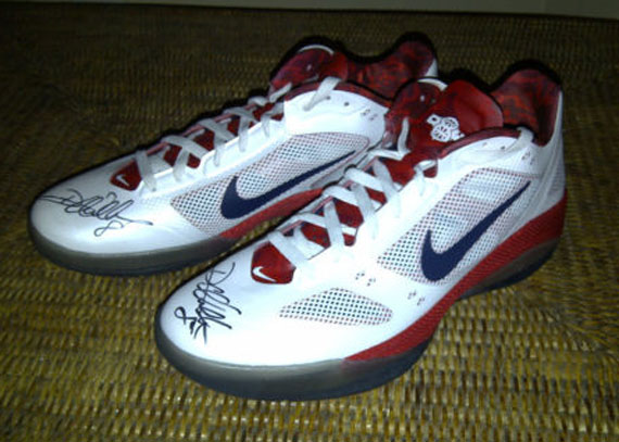 Nike Zoom Hyperfuse 2011 Deron Williams Autographed 03