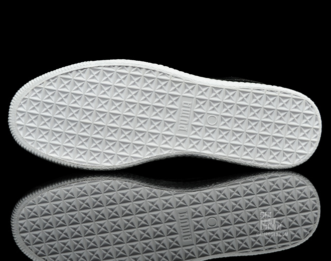 302662011103995234620214 L