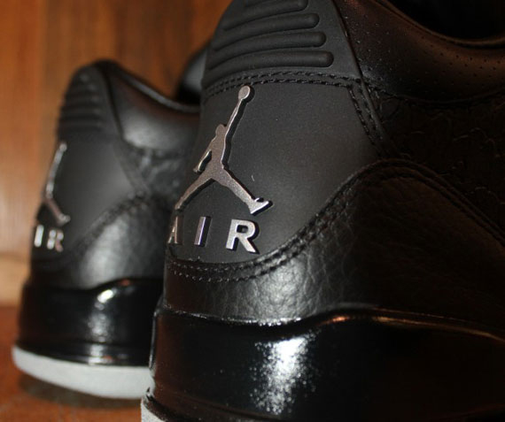 Air Jordan III ‘Black Flip’ – Arriving At Retailers