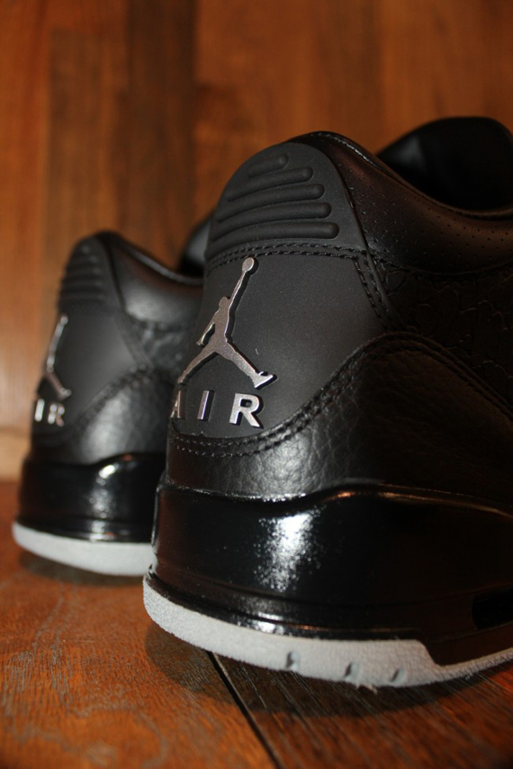 Air Jordan Iii Black Flip Arriving At Retailers 5