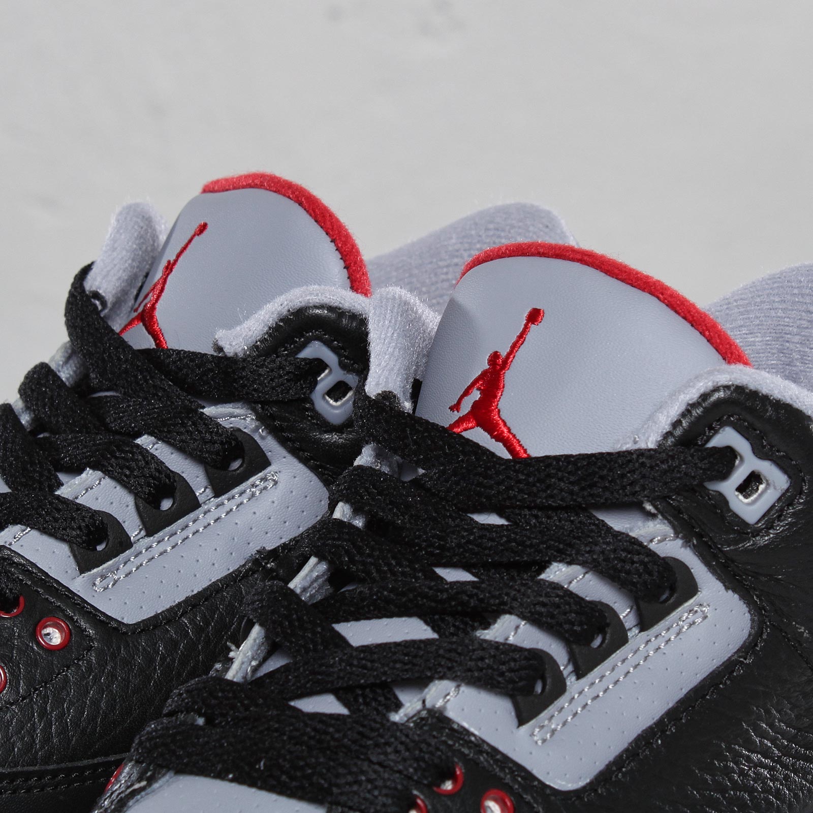 Air Jordan Iii Retro Gs Black Cement 7