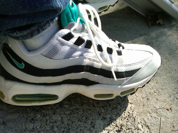 nike air max 95 emerald green