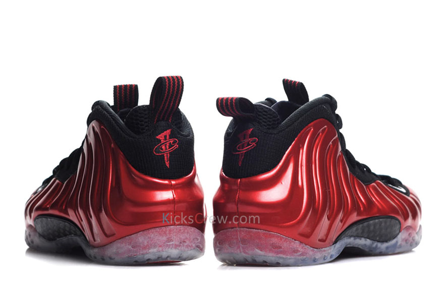 Nike Air Foamposite One Metallic Red 41
