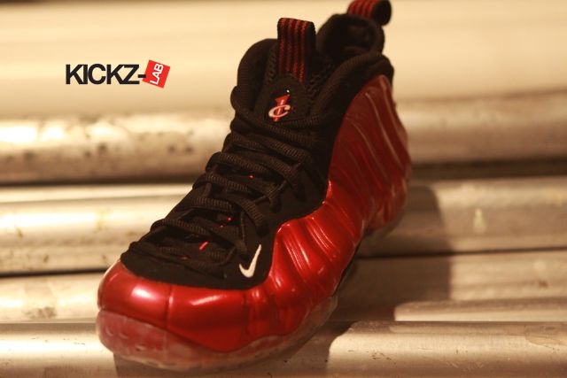 nike-air-foamposite-one-varsity-red-3 Nike Air Foamposite One Varsity Red 3