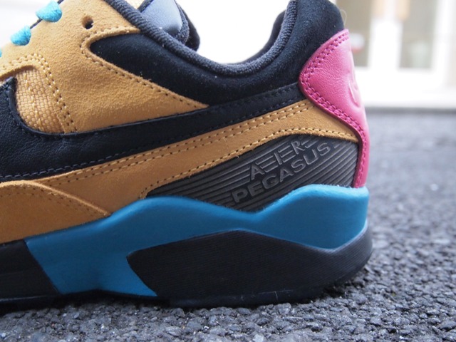 OLYMPUS DIGITAL CAMERA Nike Air Pegasus 92 Decon Quickstrike 16