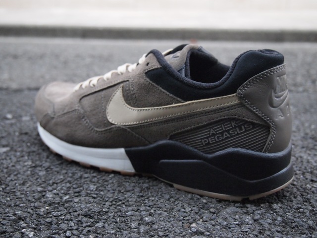 OLYMPUS DIGITAL CAMERA Nike Air Pegasus 92 Decon Quickstrike 5
