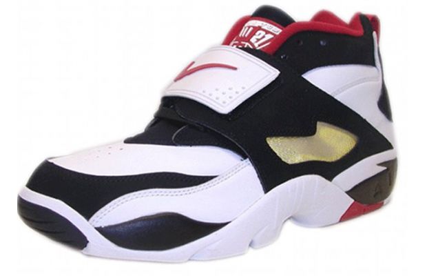 Nike Diamond Turf