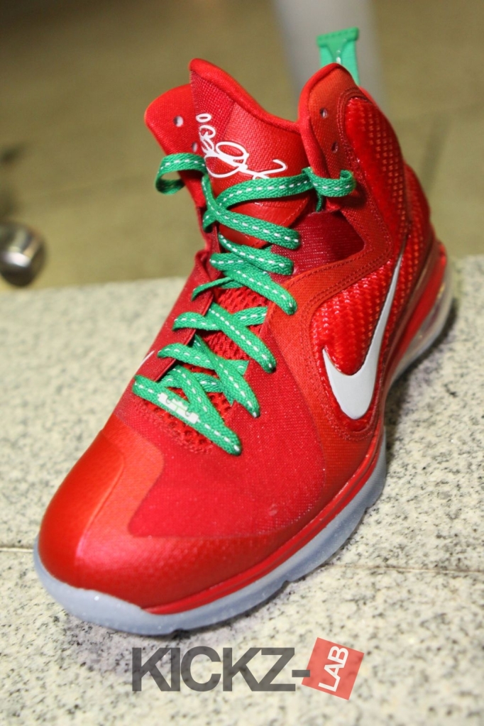Nike Lebron 9 Christmas Day 11
