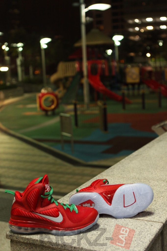 Nike Lebron 9 Christmas Day 13