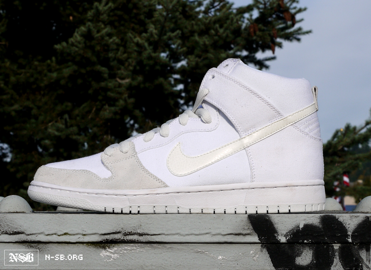 nike-sb-dunk-high-white-metallic-summit-summer-2012-2 Nike Sb Dunk High White Metallic Summit Summer 2012 2
