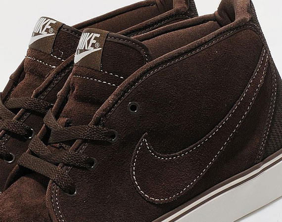 Nike Toki 'BBQ Brown'