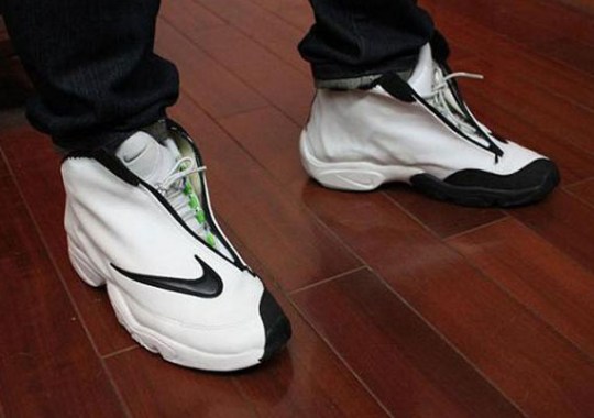 Nike Zoom Flight ’98 ‘The Glove’ – Returning October 2012