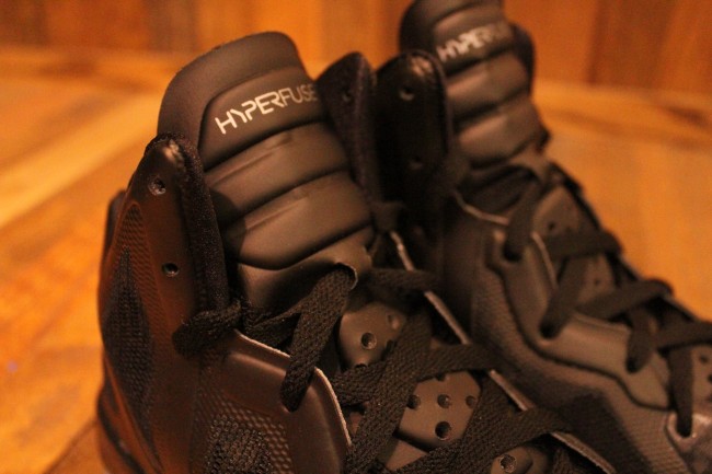 Nike Zoom Hyperfuse Supreme Black Metallic Silver Cool Grey 5