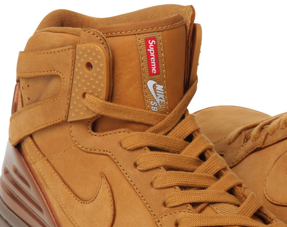 Supreme x Nike SB '94 'Nubuck 